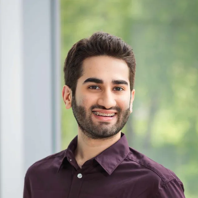Portrait of Dr. Muizz Hussain